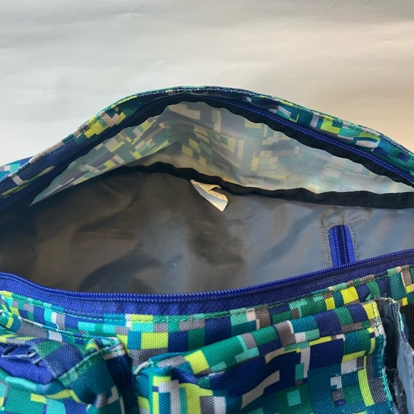 Kavu Geometric Rope Sling Nylon Block Print Backpack Crossbody Backpack EUC - Picture 10 of 13